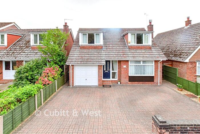 4 Bedroom Detached House For Sale In Southleigh Road, Emsworth, Hampshire, PO10