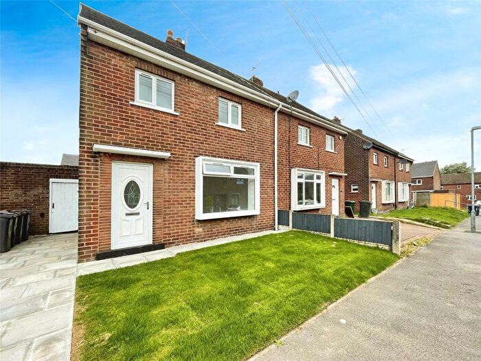 2 Bedroom Semi-Detached House To Rent In Cedar Grove, Skelmersdale, Lancashire, WN8
