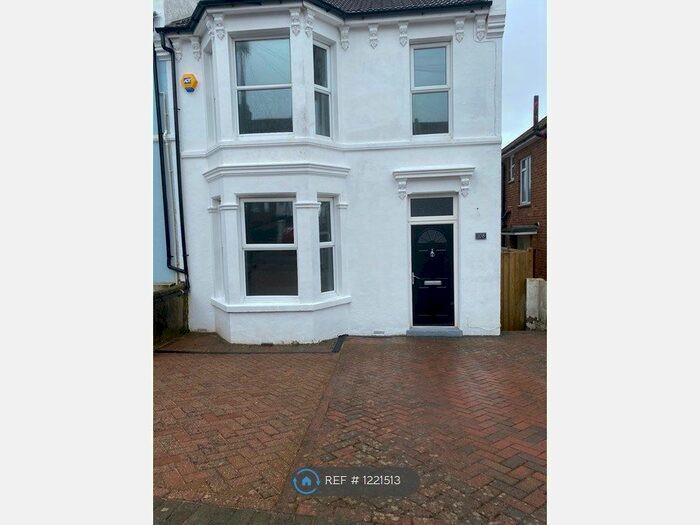 3 Bedroom Semi-Detached House To Rent In Athelstan Road, Hastings, TN35