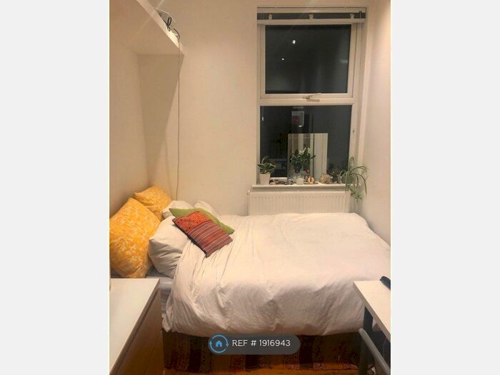 5 Bedroom Terraced House To Rent In Brailsford Road, Manchester, M14