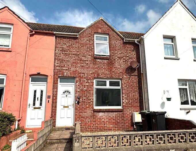 2 Bedroom Terraced House For Sale In Parkmead Road, Weymouth, DT4