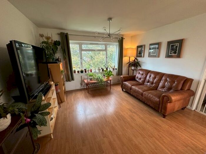 2 Bedroom Flat To Rent In Regina Road, Norwich, NR1