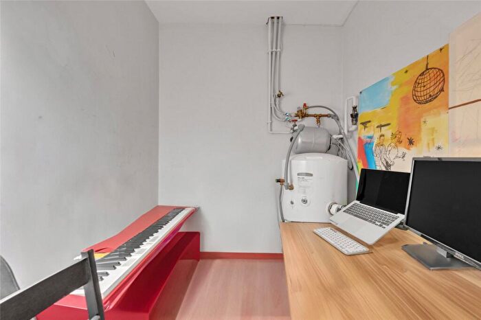 2 Bedroom Apartment For Sale In South Lodge, Circus Road, St John's Wood, London, NW8