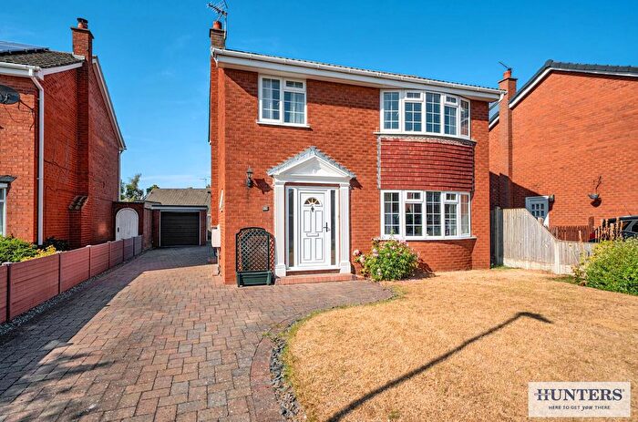 4 Bedroom Detached House For Sale In The Poplars, Brayton, Selby, YO8