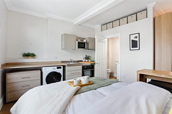 Studio To Rent In Belmont Road, Wallington, SM6