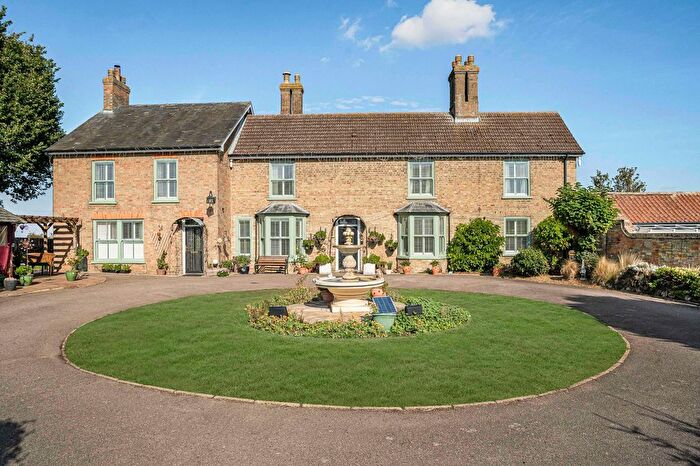 5 Bedroom Link Detached House For Sale In Main Street, Little Downham, CB6