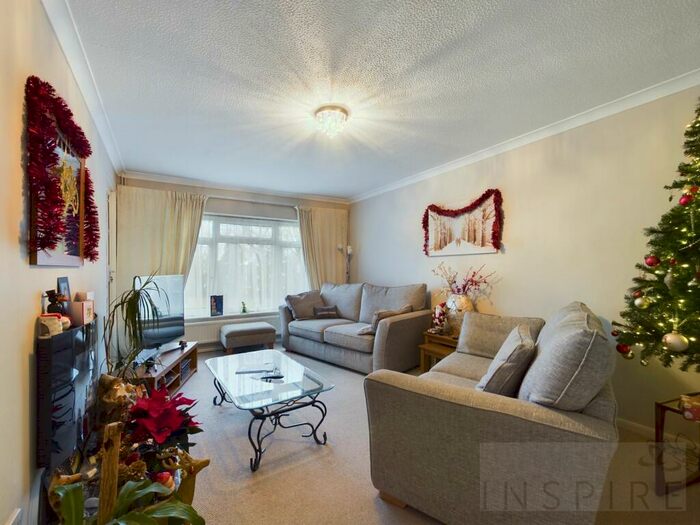 2 Bedroom Apartment To Rent In Gales Drive, Crawley, RH10