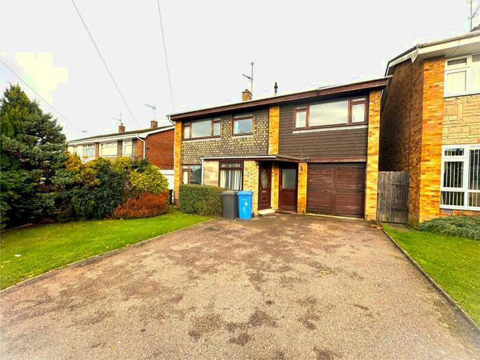 4 Bedroom Detached House To Rent In Butley Drive, Lowestoft, Suffolk, NR32