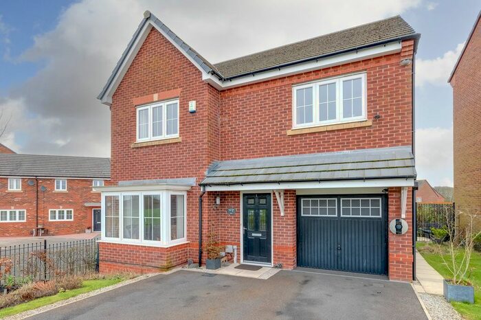 4 Bedroom Detached House For Sale In Clay Kiln Close, Billinge, WN5