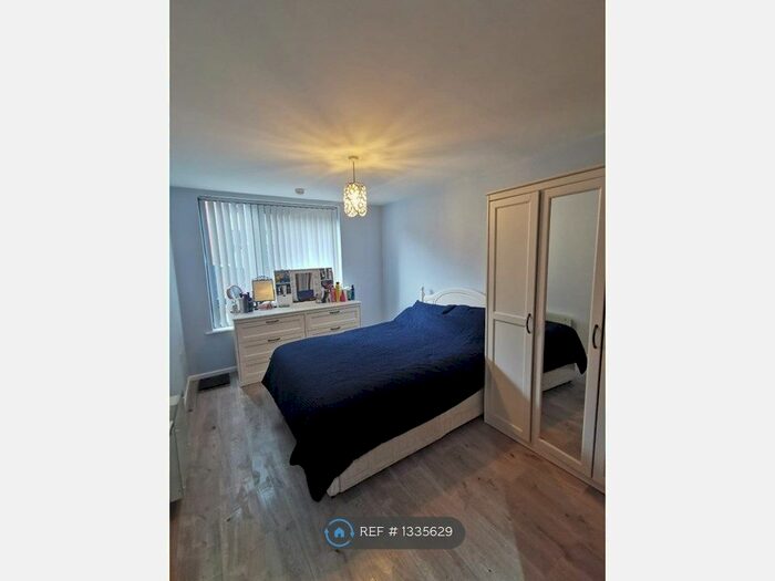 2 Bedroom Flat To Rent In Oldham Street, Liverpool, L1