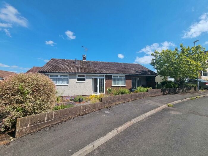 3 Bedroom Detached Bungalow To Rent In The Oaks, Winford, BS40