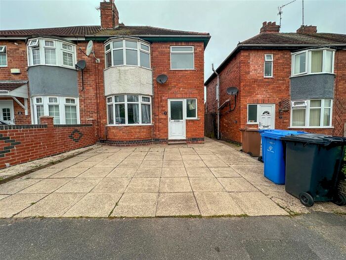 3 Bedroom Semi-Detached House To Rent In Constable Lane, Littleover, Derby, DE23
