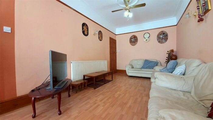 4 Bedroom Terraced House To Rent In Somerset Road, Harrow, HA1