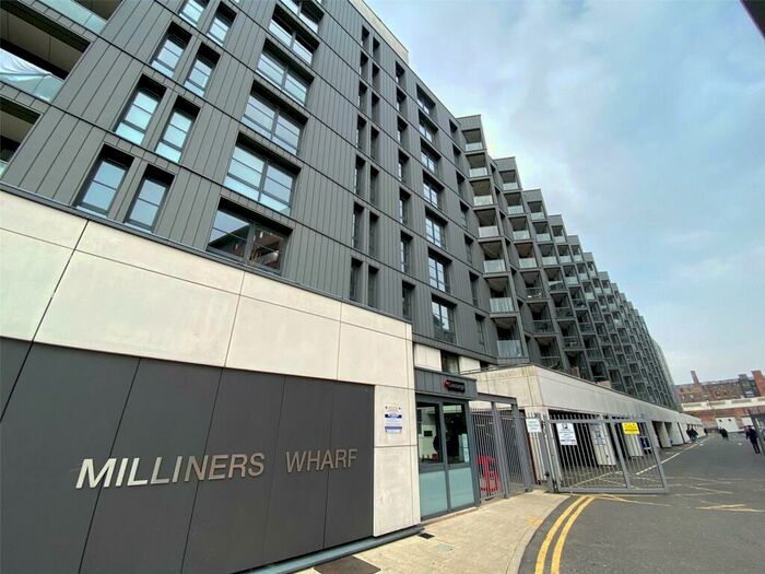 1 Bedroom Apartment To Rent In Milliners Wharf, Munday Street, Manchester City Centre, M4