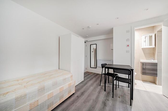 Studio To Rent In Kings Road, Reading, RG1