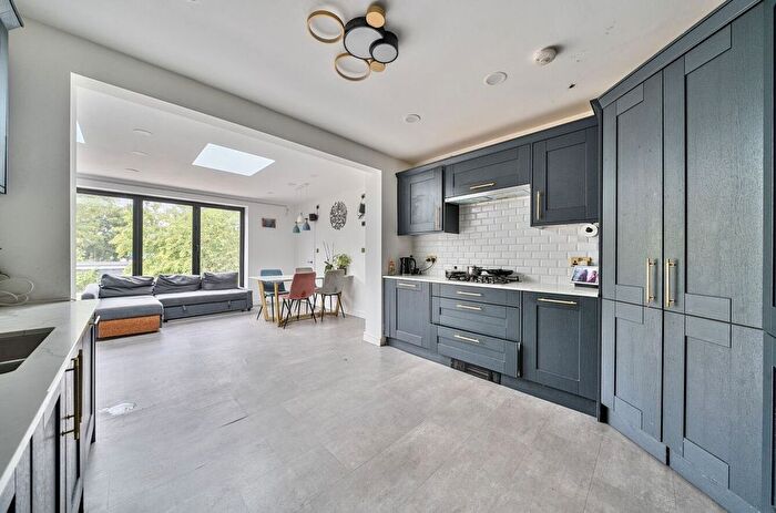 4 Bedroom Detached House For Sale In Main Road, Sundridge, Sevenoaks, TN14