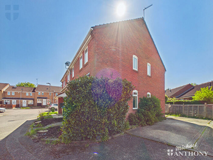 1 Bedroom Cluster House To Rent In Batchelor Close, Cleveland Park, HP20