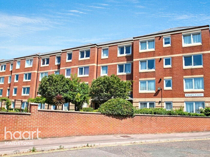 1 Bedroom Apartment For Sale In Queen Anne Road, Maidstone, ME14