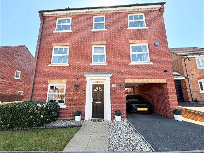 4 Bedroom Detached House For Sale In West Street, Quarry Bank, Brierley Hill, DY5