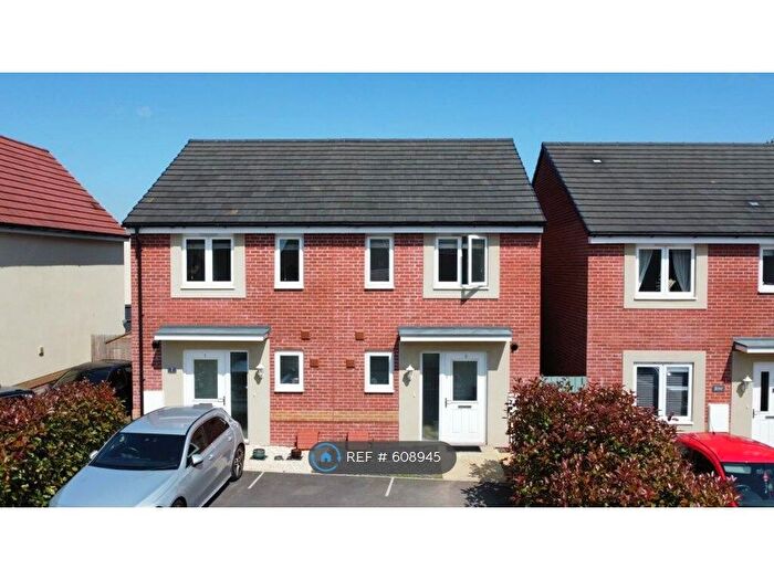 2 Bedroom Semi-Detached House To Rent In Peridot Close, Bridgwater, TA6