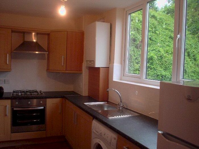 Studio To Rent In Jackson's Lane, London N22