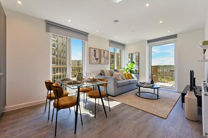 1 Bedroom Flat To Rent In Wolff House, Ridgeway Views, London, NW7