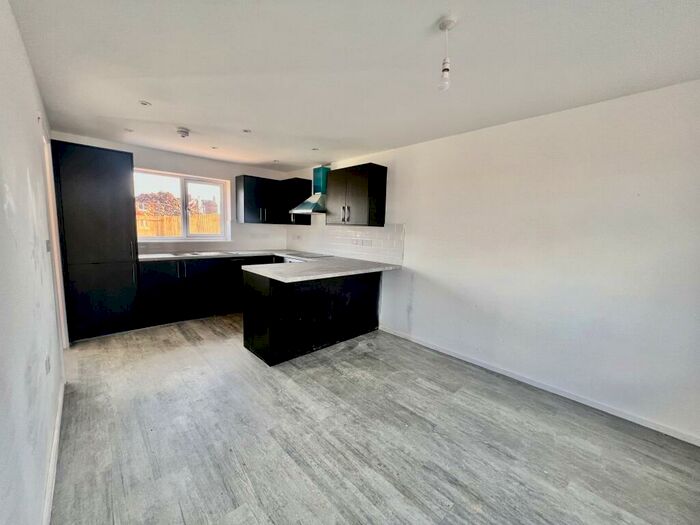 3 Bedroom House To Rent In St. Swithins Close, Bicker, Boston, PE20