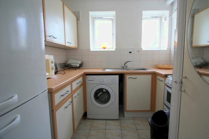 1 Bedroom Flat To Rent In Dagnall Street, London, SW11
