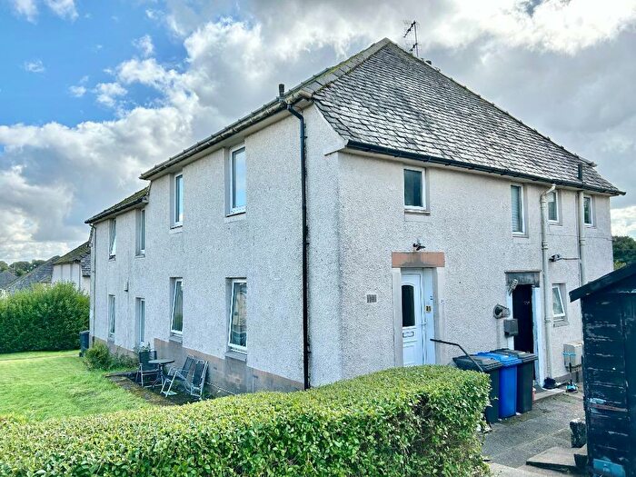 2 Bedroom Flat To Rent In Beeches Road, Duntocher, West Dunbartonshire, G81