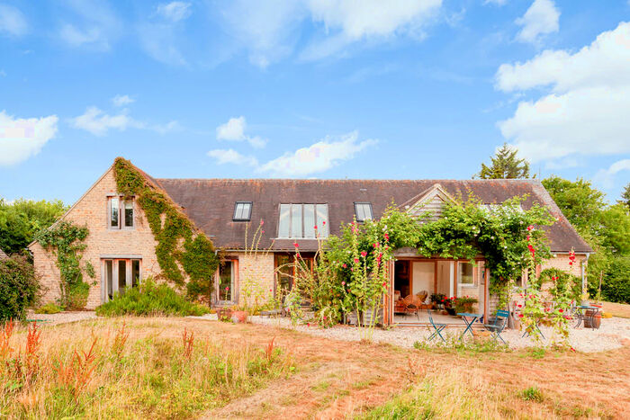 5 Bedroom Barn Conversion To Rent In Top Lane, Wootton, OX20