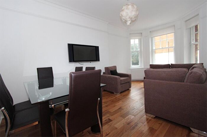 3 Bedroom Apartment To Rent In Melcombe Court, Dorset Square, London, NW1