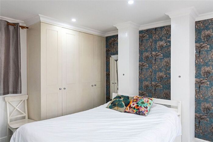 Studio To Rent In Alie Street, Wapping, E1