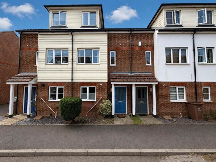 4 Bedroom Terraced House For Sale In Groombridge Drive, Gillingham, Kent, ME7