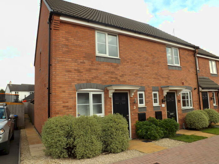 2 Bedroom Town House To Rent In Bingley Crescent, Kirkby In Ashfield, NG17