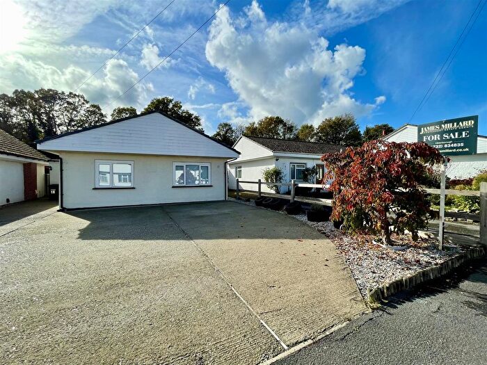 3 Bedroom Detached Bungalow For Sale In Greenview Crescent, Hildenborough, TN11