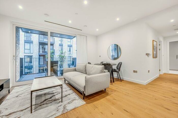 2 Bedroom Apartment To Rent In Fisherton Street London, NW8