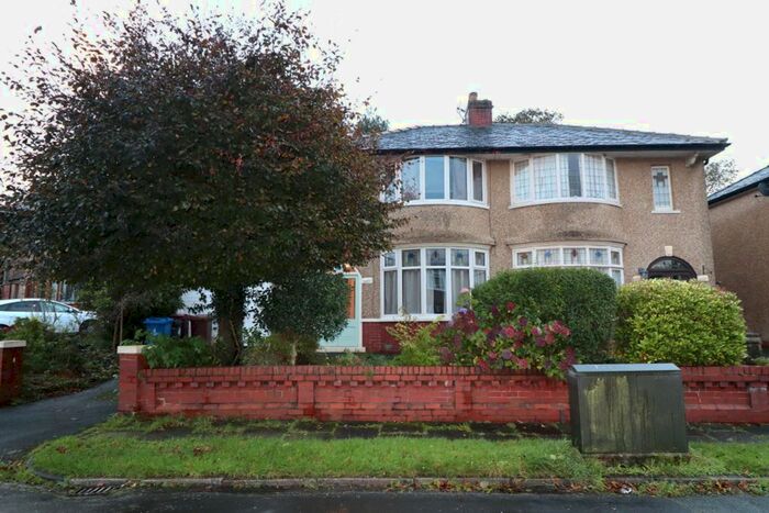 3 Bedroom Semi-Detached House To Rent In York Crescent, Blackburn, BB1