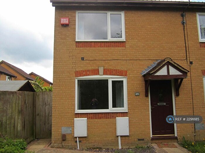 2 Bedroom End Of Terrace House To Rent In Bantock Close, Milton Keynes, MK7