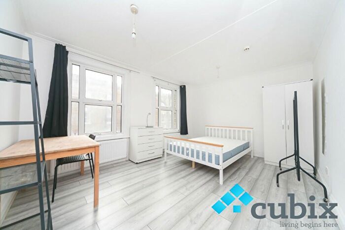 5 Bedroom Flat To Rent In George Beard Road, London, SE8