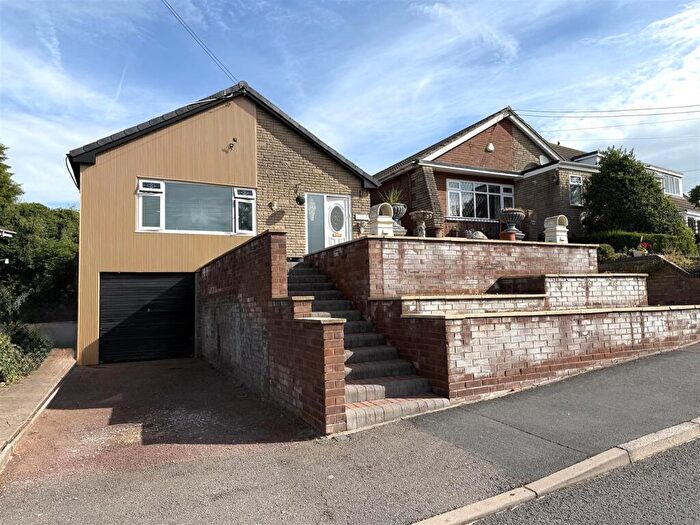 3 Bedroom Detached Bungalow For Sale In Smithy Lane, Hixon, Stafford, ST18
