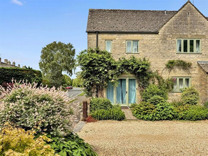 2 Bedroom Flat For Sale In Bibury, GL7