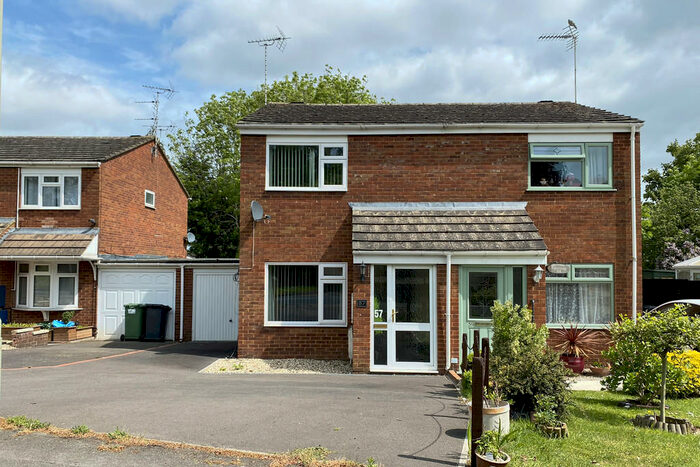 2 Bedroom Semi-Detached House To Rent In Baneberry Road, Gloucester, GL4