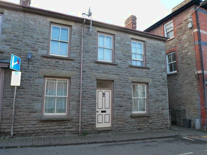 2 Bedroom Flat To Rent In Talgarth, Brecon, Powys., LD3