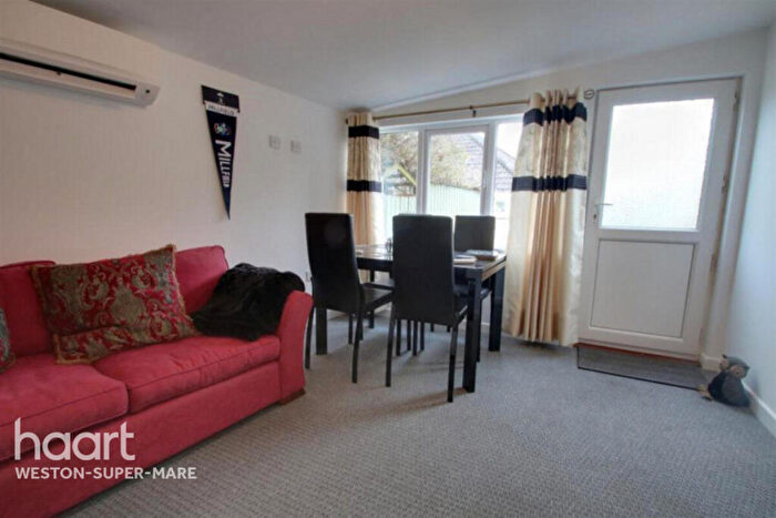 1 Bedroom Flat To Rent In Church Road, Weston-super-mare, BS22