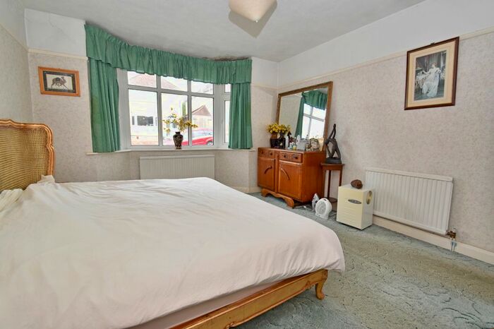 2 Bedroom Detached House For Sale In Fair View, Headington, Oxford, OX3