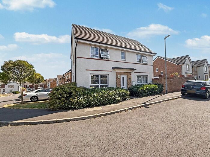 3 Bedroom Detached House For Sale In Douglas Street, Stoke-On-Trent, ST1