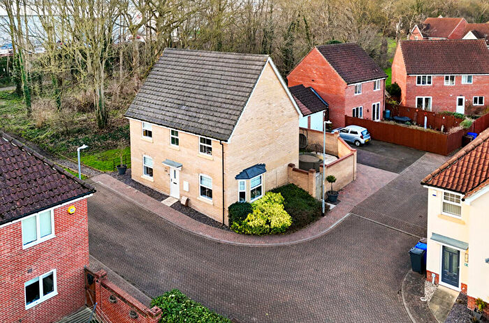 4 Bedroom Detached House For Sale In Thompson Close, Haverhill, Suffolk, CB9