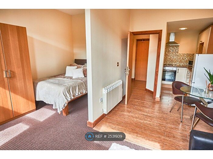 Studio To Rent In Legrams Mill Residence, Bradford, BD7