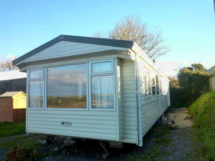 3 Bedroom Mobile Home To Rent In Bridge View, Bull Hill, EX23