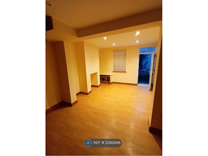 2 Bedroom Terraced House To Rent In Garfield Terrace, Denbigh, LL16